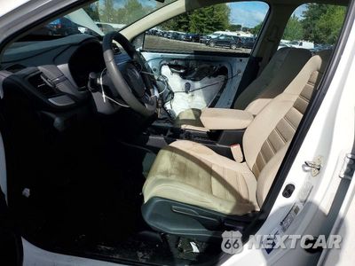 Zdjęcie 7 z 12 samochodu: 2018 HONDA CR-V LX VIN:5J6RW5H39JL003877 - miniatura
