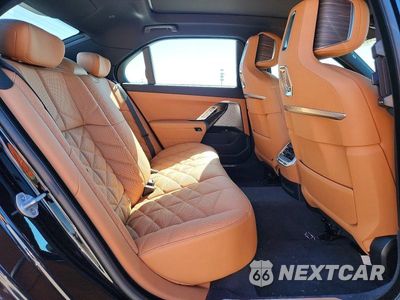 Zdjęcie 10 z 12 samochodu: 2025 BMW 740 XI VIN:WBA33EH08SCV51068 - miniatura