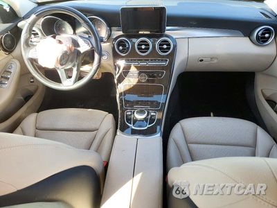 Zdjęcie 8 z 13 samochodu: 2017 MERCEDES-BENZ C 300 VIN:55SWF4JB7HU193193 - miniatura