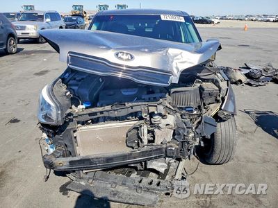 Piąte zdjęcie samochodu w środku: 2018 KIA SOUL ! VIN:KNDJX3AA1J7544587 - miniatura