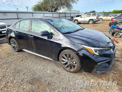 Czwarte zdjęcie samochodu z boku: 2023 TOYOTA COROLLA SE VIN:5YFS4MCE8PP167394 - miniatura