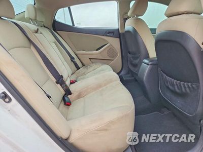 Zdjęcie 10 z 12 samochodu: 2015 KIA OPTIMA LX VIN:KNAGM4A70F5549177 - miniatura