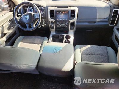 Zdjęcie 8 z 12 samochodu: 2015 RAM 1500 SLT VIN:1C6RR6LT8FS582407 - miniatura
