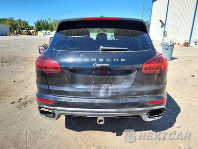 Zdjęcie 6 z 13 samochodu: 2017 PORSCHE CAYENNE VIN:WP1AA2A25HKA85543 - miniatura