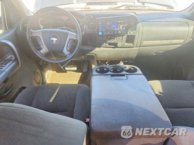 Zdjęcie 8 z 12 samochodu: 2007 CHEVROLET SILVERADO C1500 CREW CAB VIN:2GCEC13C171720964 - miniatura
