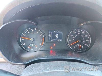 Zdjęcie 9 z 12 samochodu: 2016 KIA OPTIMA LX VIN:5XXGT4L38GG009170 - miniatura