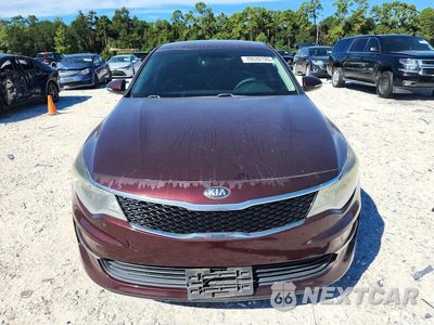 Piąte zdjęcie samochodu w środku: 2017 KIA OPTIMA LX VIN:5XXGT4L36HG129745 - miniatura
