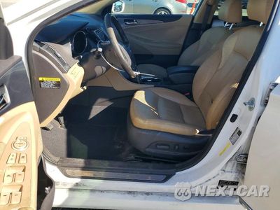 Zdjęcie 7 z 12 samochodu: 2013 HYUNDAI SONATA HYBRID VIN:KMHEC4A46DA098288 - miniatura