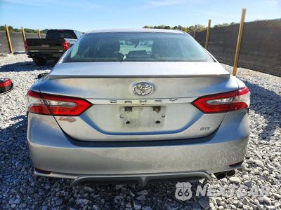 Zdjęcie 6 z 12 samochodu: 2018 TOYOTA CAMRY SE VIN:4T1B11HK8JU653697 - miniatura