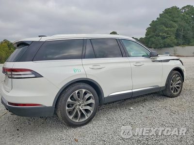 Trzecie zdjęcie samochodu z tyłu: 2025 LINCOLN AVIATOR RESERVE VIN:5LM5J7WC6SGL03476 - miniatura