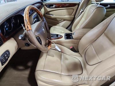 Zdjęcie 7 z 12 samochodu: 2008 JAGUAR XJ8 L VIN:SAJWA79B68SH23148 - miniatura