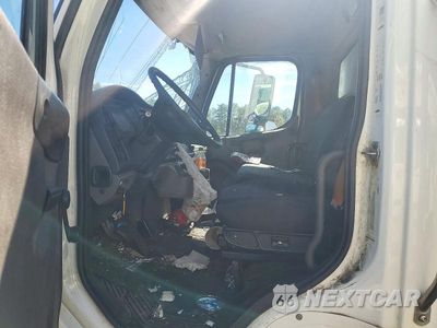 Zdjęcie 7 z 13 samochodu: 2020 FREIGHTLINER BUSINESS CLASS M2 BOX TRUCK VIN:3ALACWFC5LDLY2087 - miniatura