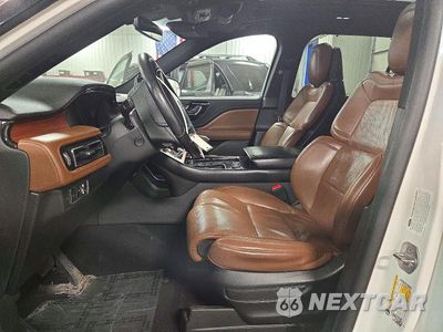 Zdjęcie 7 z 13 samochodu: 2020 LINCOLN AVIATOR RESERVE VIN:5LM5J7XC5LGL04442 - miniatura