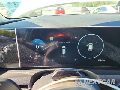 Zdjęcie 9 z 13 samochodu: 2025 HYUNDAI TUCSON LIMITED VIN:3KMJE3DE4SE004105 - miniatura