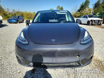 Piąte zdjęcie samochodu w środku: 2022 TESLA MODEL Y VIN:7SAYGDEE0NA015603 - miniatura