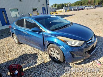 Czwarte zdjęcie samochodu z boku: 2016 HYUNDAI ELANTRA SE VIN:KMHDH4AE7GU600654 - miniatura