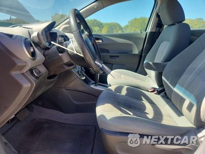 Zdjęcie 7 z 12 samochodu: 2013 CHEVROLET SONIC LT VIN:1G1JC6SH2D4136204 - miniatura