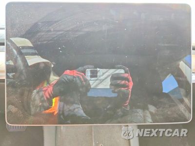 Zdjęcie 9 z 13 samochodu: 2023 TESLA MODEL 3 VIN:5YJ3E1EA0PF712073 - miniatura