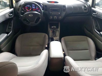 Zdjęcie 8 z 12 samochodu: 2014 KIA FORTE LX VIN:KNAFX4A60E5105905 - miniatura