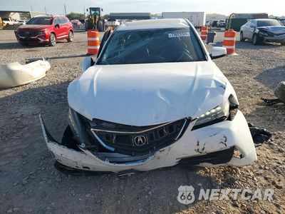 Piąte zdjęcie samochodu w środku: 2017 ACURA TLX TECH VIN:19UUB2F52HA001622 - miniatura