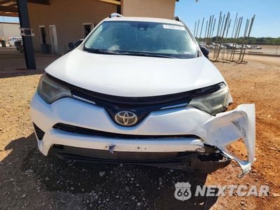 Piąte zdjęcie samochodu w środku: 2017 TOYOTA RAV4 LE VIN:2T3BFREV0HW598775 - miniatura