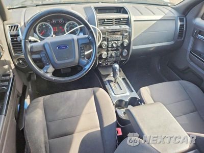 Zdjęcie 8 z 14 samochodu: 2011 FORD ESCAPE XLT VIN:1FMCU9DG4BKB19038 - miniatura