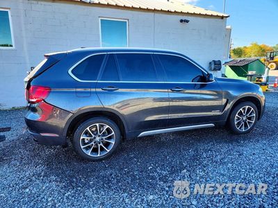 Trzecie zdjęcie samochodu z tyłu: 2018 BMW X5 XDRIVE35I VIN:5UXKR0C55J0X99960 - miniatura