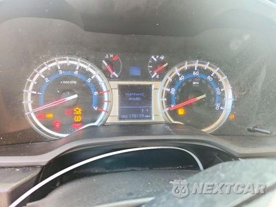 Zdjęcie 9 z 13 samochodu: 2015 TOYOTA 4RUNNER SR5 VIN:JTEBU5JR5F5260652 - miniatura