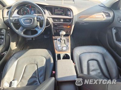 Zdjęcie 8 z 12 samochodu: 2014 AUDI A4 PREMIUM VIN:WAUBFAFL2EN009529 - miniatura