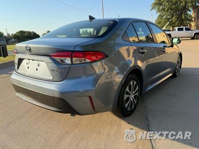 Czwarte zdjęcie samochodu z boku: 2022 TOYOTA COROLLA LE VIN:JTDEAMDE3NJ050019 - miniatura