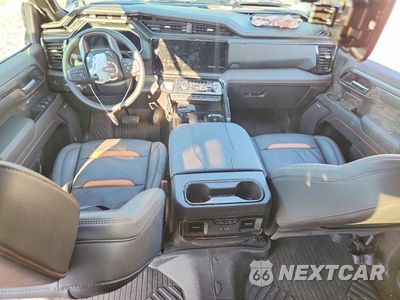 Zdjęcie 8 z 12 samochodu: 2026 GMC SIERRA K1500 AT4 VIN:3GTUUEEL0TG326550 - miniatura