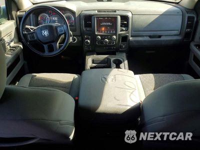 Zdjęcie 8 z 12 samochodu: 2018 RAM 1500 SLT VIN:1C6RR7LG8JS260318 - miniatura