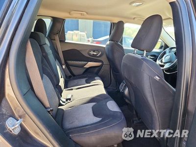 Zdjęcie 11 z 14 samochodu: 2018 JEEP CHEROKEE LATITUDE VIN:1C4PJMCB9JD586837 - miniatura