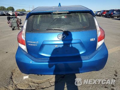 Zdjęcie 6 z 12 samochodu: 2015 TOYOTA PRIUS C TWO VIN:JTDKDTB33F1098255 - miniatura
