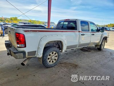 Trzecie zdjęcie samochodu z tyłu: 2011 GMC SIERRA K3500 SLE VIN:1GT423C87BF253136 - miniatura