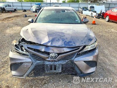 Piąte zdjęcie samochodu w środku: 2019 TOYOTA CAMRY SE VIN:4T1B11HK9KU178904 - miniatura