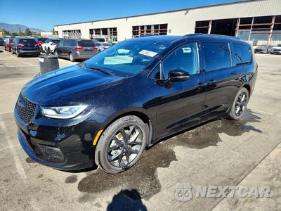 2025 CHRYSLER PACIFICA LIMITED 2C4RC1GG2SR537582 - główne zdjęcie licytacji z USA - miniatura