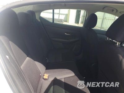 Zdjęcie 10 z 12 samochodu: 2022 NISSAN SENTRA SV VIN:3N1AB8CV4NY287881 - miniatura
