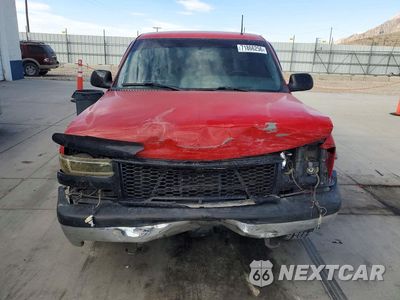 Piąte zdjęcie samochodu w środku: 2001 CHEVROLET SILVERADO K1500 VIN:2GCEK19T311302987 - miniatura