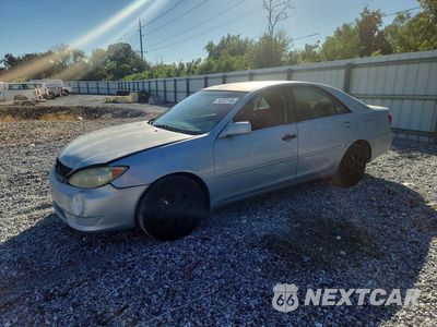 2005 TOYOTA CAMRY LE 4T1BE32K15U589257 - główne zdjęcie licytacji z USA - miniatura