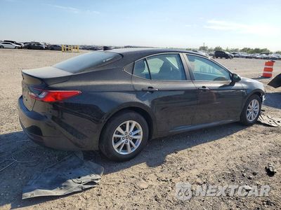 Trzecie zdjęcie samochodu z tyłu: 2025 TOYOTA CAMRY LE VIN:4T1DAACK2SU113862 - miniatura