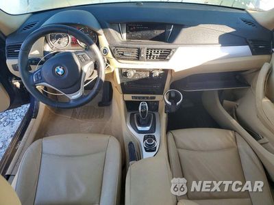 Zdjęcie 8 z 12 samochodu: 2015 BMW X1 XDRIVE28I VIN:WBAVL1C57FVY39890 - miniatura