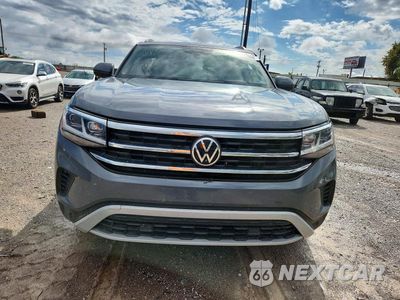 Piąte zdjęcie samochodu w środku: 2022 VOLKSWAGEN ATLAS CROSS SPORT SE VIN:1V2HC2CA9NC227220 - miniatura