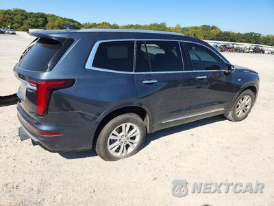 Trzecie zdjęcie samochodu z tyłu: 2021 CADILLAC XT6 LUXURY VIN:1GYKPBR46MZ100055 - miniatura