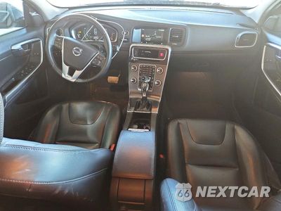 Zdjęcie 8 z 12 samochodu: 2016 VOLVO S60 PREMIER VIN:YV126MFKXG2404620 - miniatura
