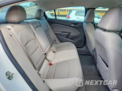 Zdjęcie 10 z 12 samochodu: 2018 CHEVROLET CRUZE LT VIN:1G1BE5SM6J7199712 - miniatura