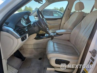 Zdjęcie 7 z 13 samochodu: 2014 BMW X5 XDRIVE35I VIN:5UXKR0C5XE0H22719 - miniatura