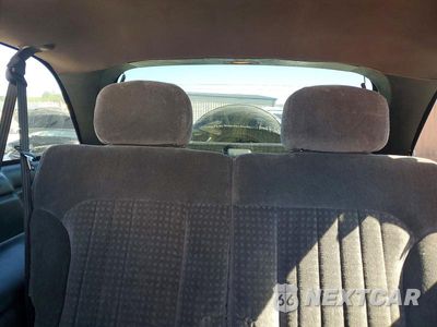 Zdjęcie 10 z 13 samochodu: 2000 CHEVROLET BLAZER VIN:1GNCT18W3YK282287 - miniatura