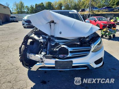 Piąte zdjęcie samochodu w środku: 2018 MERCEDES-BENZ GLC 300 4MATIC VIN:WDC0G4KB9JV087879 - miniatura