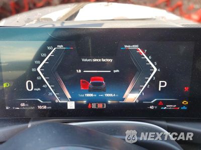 Zdjęcie 9 z 13 samochodu: 2024 BMW M340XI VIN:3MW49FF02R8E18299 - miniatura